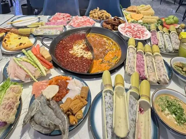 虾滑自助火锅爆发：供应链与价格如何影响周期逻辑